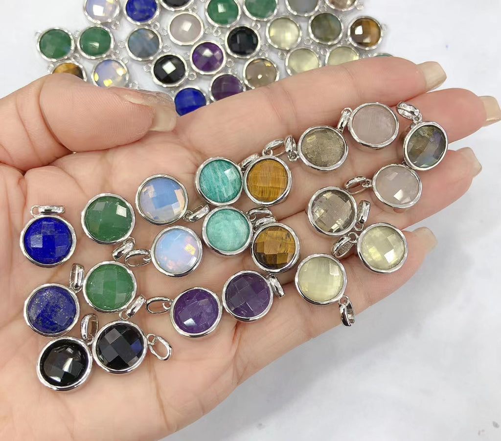 Wholesale Charms Natural Stone Links Agate Lapis Hexagon Round Faceted Cutting Mix Gemstone Pendants for Necklace